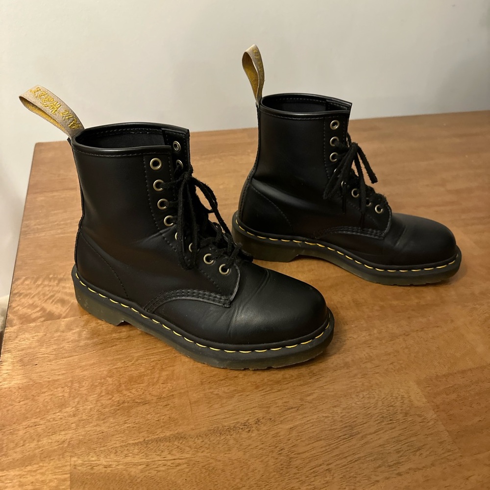 GUC Dr. Martens Black Leather Combat Boots–US 7M/8L - Picture 2 of 7